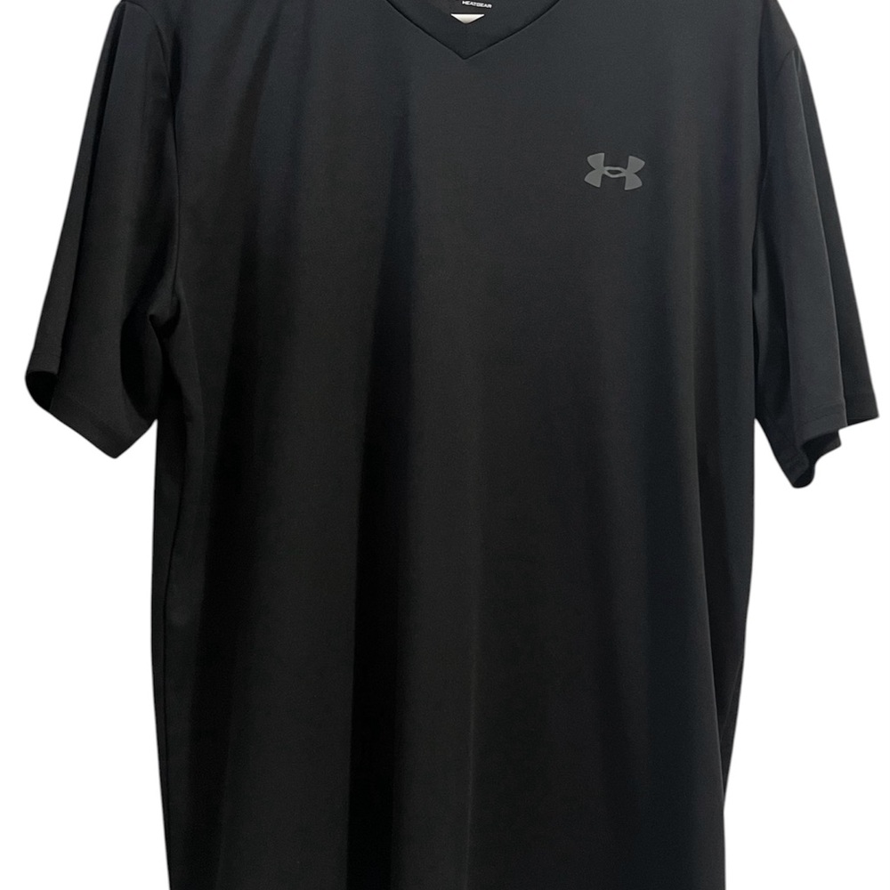 Under Armour Men’s Black V-Neck Tech Tee